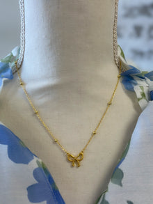  Bow Necklace