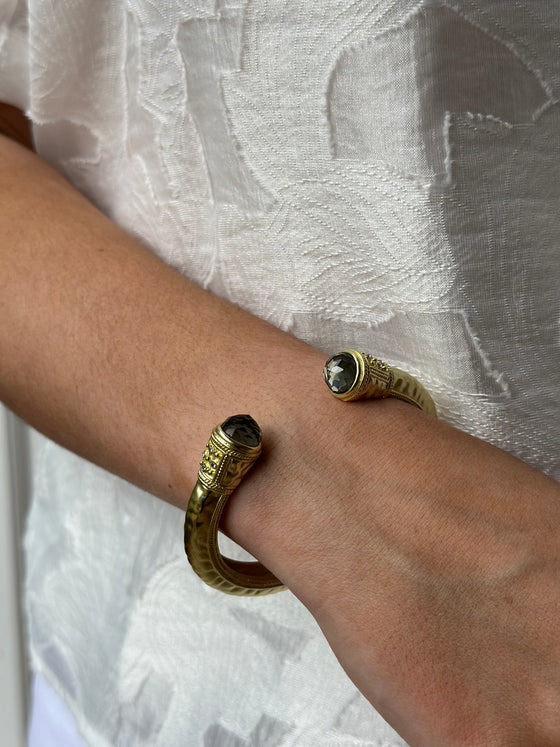 Black Diamond Hinge Cuff