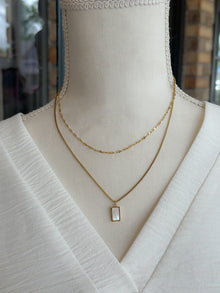  Pearl Rectangle Pendant Necklace